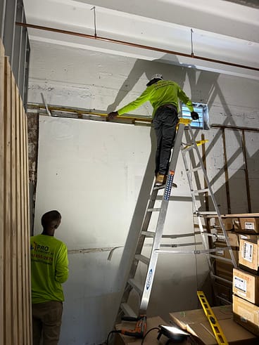 Commercial fiberglass ducts installation