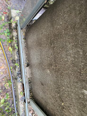 Job 40 before and after package unit condenser coil cleaning